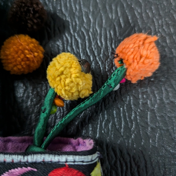 Embroidered Colorful bohemian Tote bag - Picture 8 of 9